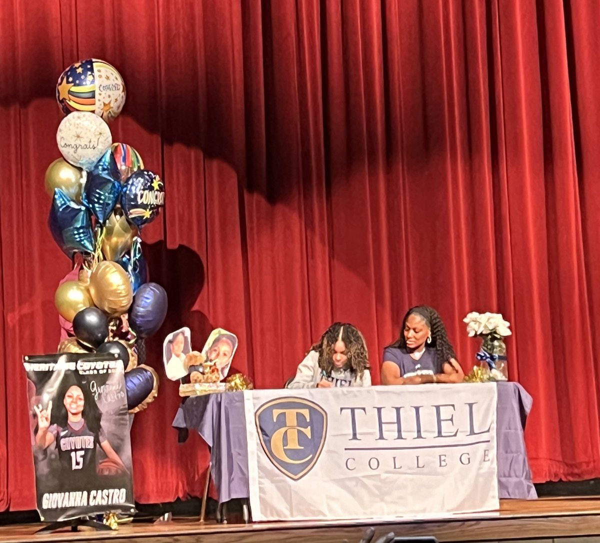 Two more of our seniors signed their letters of intent today!! We know their futures are both so bright and we are going to miss them greatly! We are so proud of you Taliah and Gigi!!! 💜💛💙💛
