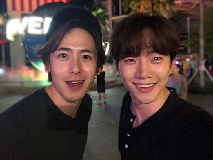 Feliz aniversário Junho! Desejamos que sua jornada seja repleta de alegria e realizações. Te amamos. 🥰🎂

#우리들의이준호생일축하해
#우리의햇살_이준호생일축하해
#HAPPYLEEJUNHODAY
#HAPPY_JUNHO_DAY