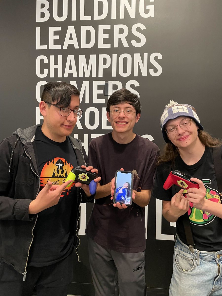 Localhost in Fullerton tweet media