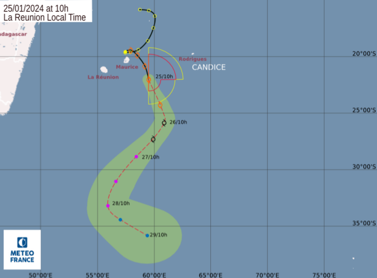 ZIM_CAST's tweet photo. Tropical storm Candice has now been officially named. Candice will continue to track southwards and will not reach Madagascar. https://t.co/UtsEJ1aKQr
