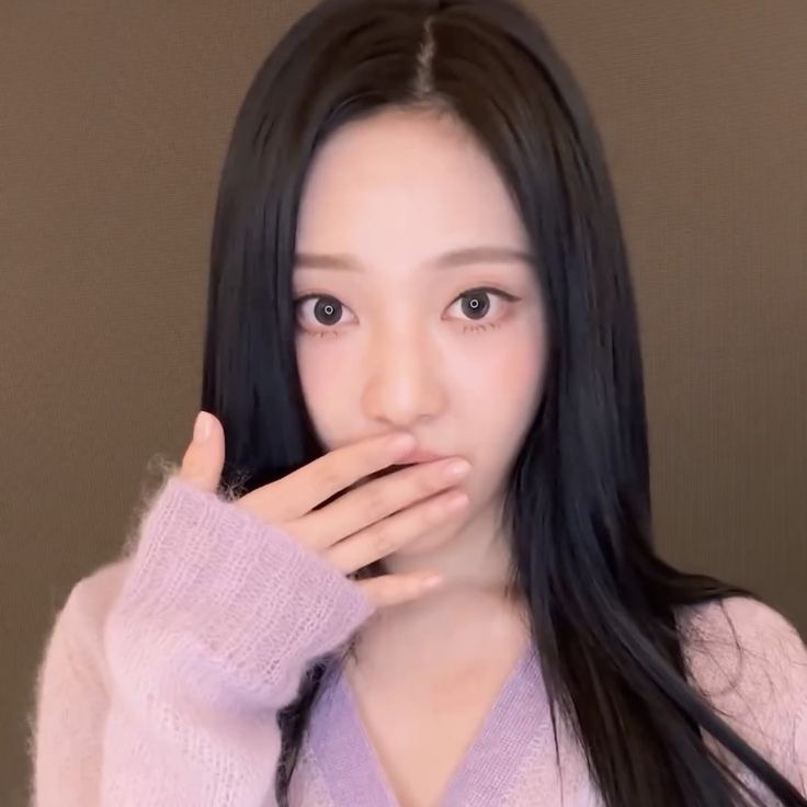 ningning (@ningshourly) on Twitter photo 