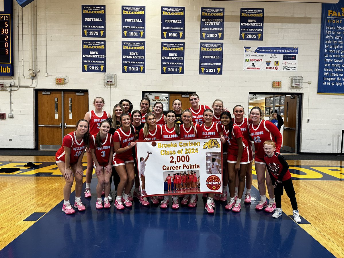 BHS_GirlsBsktbl's tweet photo. Bulldogs defeat Wheaton North 59-37
•Brooke Carlson leads with 30 points and earns 2,000 career points
•Sarah Hecht with 8 points 
•Natalie Warner with 5 points
•Hallie Crane and Addie Prewitt with 4 points each https://t.co/NyzZghZXk0