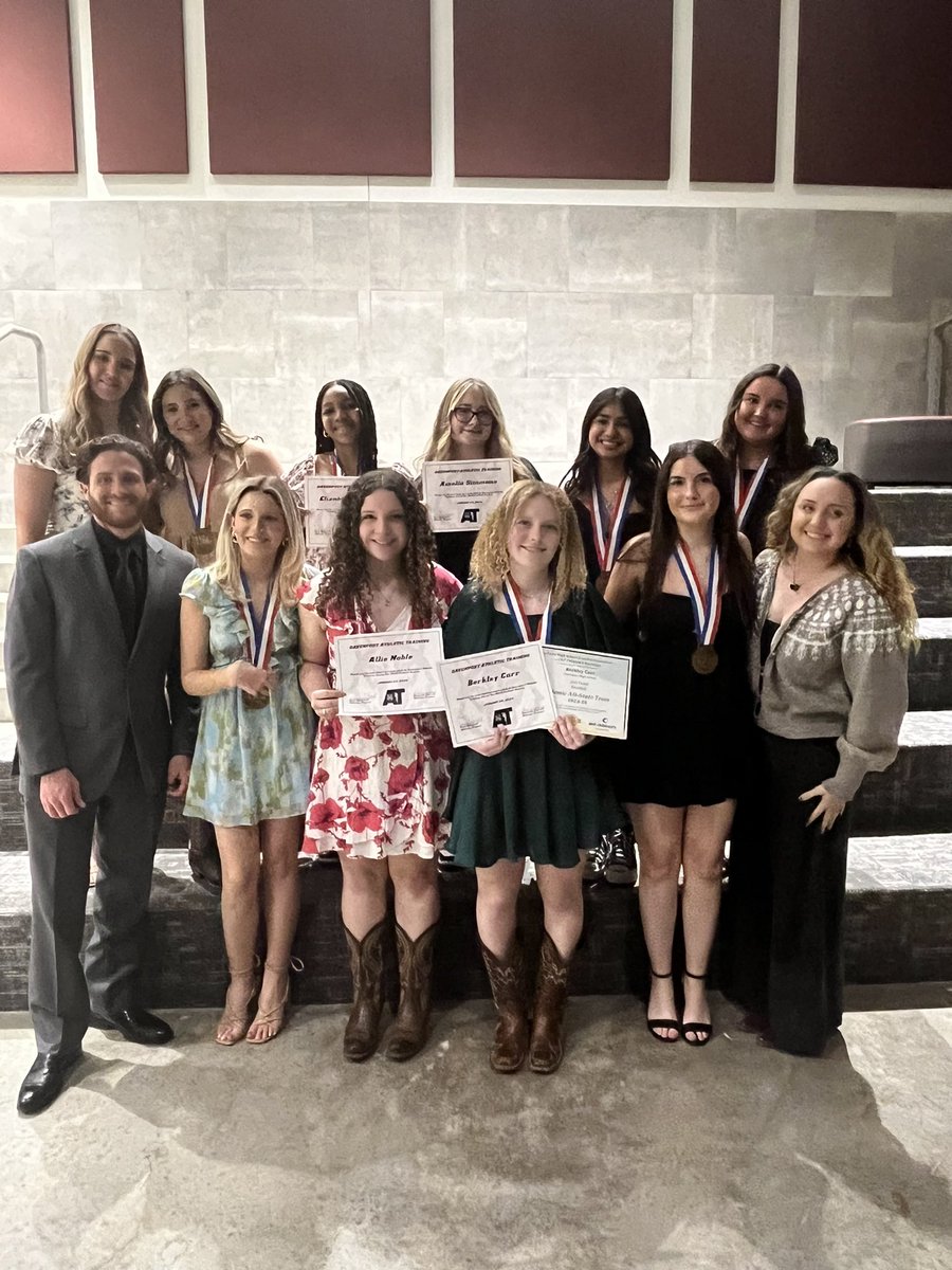 A great night celebrating the 2023 Football Season!  Thank you Student Athletic Trainers for your hard work and dedication! BTP!