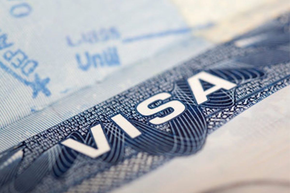 US Extends Visa Interview Waivers for Students, Workers, and Others in 2024

#FVisa #H1BVisa #H2Visa #InterviewWaiver #MVisa #StudentVisa #TemporaryWorkers #USVisa #VisaNews #VisaUpdate

travelobiz.com/us-extends-vis…
