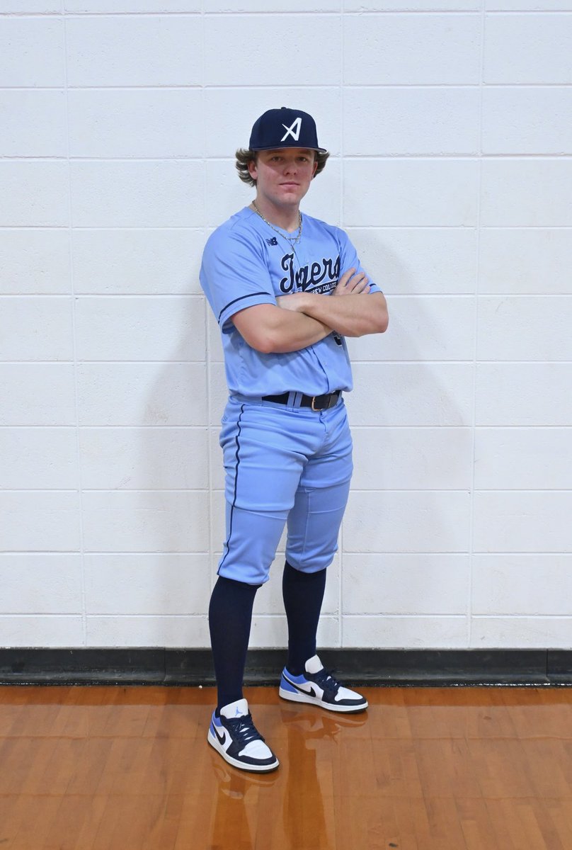 Andrew College Baseball (@andrewtigersbsb) on Twitter photo Media day and team pics! Look good and play good! Media day and team pics! Look good and play good!