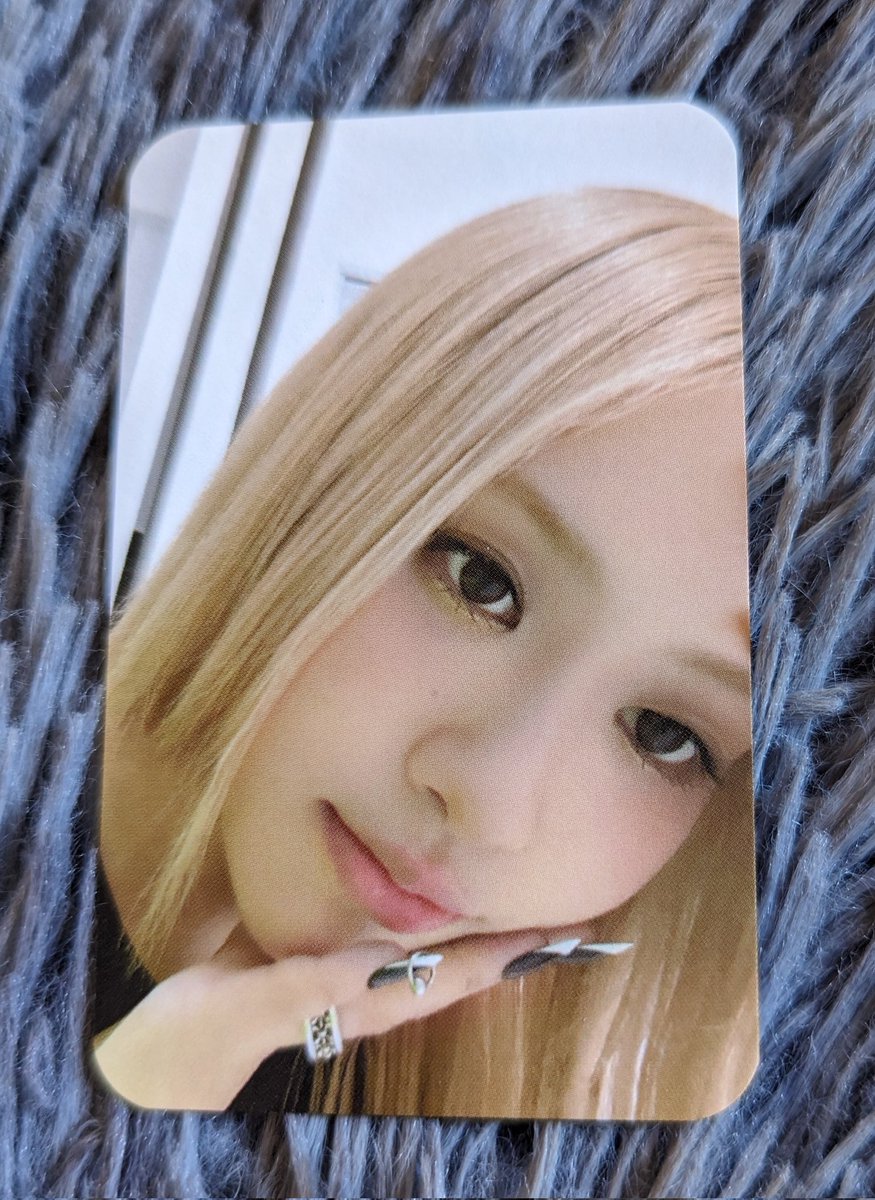 randomtots5089's tweet photo. wts lfb ph #rtsells
Rosé Photocards- 2,500 ea
-mint
-1/31 shipping
-read bio before transacting
blackpink jennie jisoo lisa rosé weverse membership booth day 1 2 opening finale vip born pink guitarsé https://t.co/czIaXQrJjI