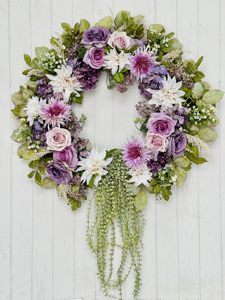 New Lavender Spring Wreath - A little glam to brighten your home✨ #spring #wreath #homedecor #Elegance #lux #Easter #Moms #giftidea #HomeSweetHome #ooak #flowergardengifts #etsyartist #interiordecor