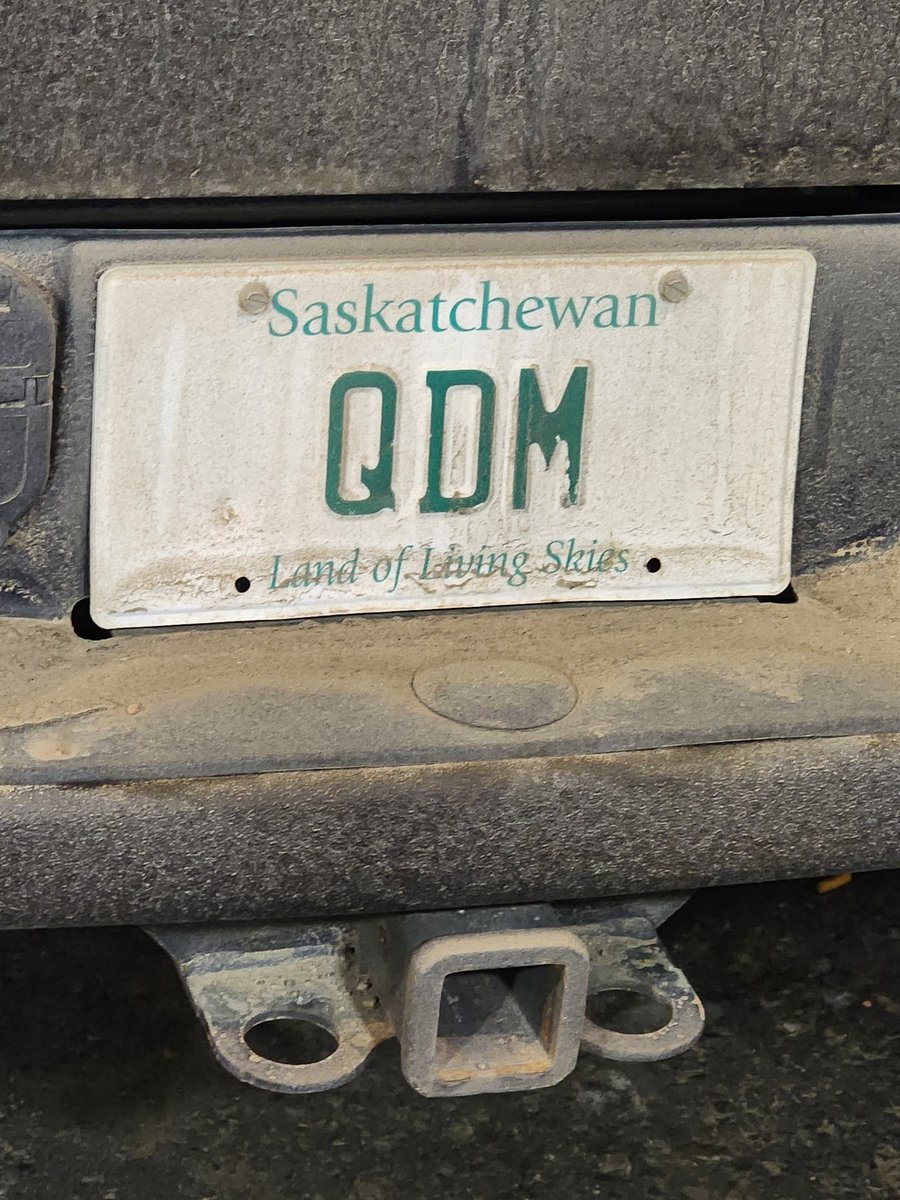 NMuchka's tweet photo. Checking into hotel in Lethbridge Alberta it appears a celebrity is staying here @QuickDickMcDick https://t.co/D3EeZlyPNN