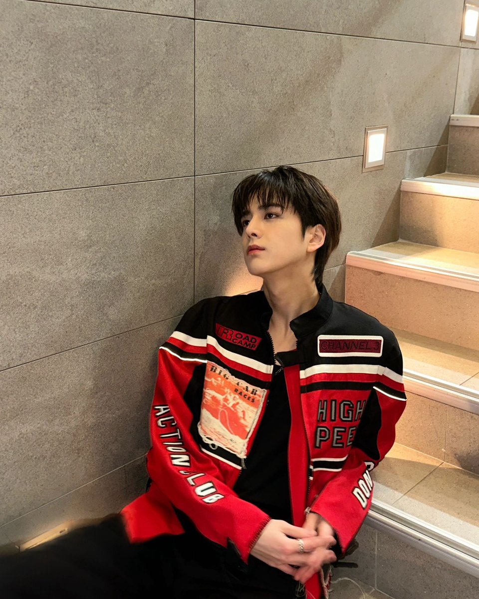 sellminsoo's tweet image. 🩵 240121 더보이즈 영훈 인스타그램 자켓 정보 🩵

- 브랜드 : abeja studios
- 제품명 : ABEJA STUDIOS Racing Jacket (M)
- 가격 : 2,750,000원

casestudystore.co.kr/product/m-raci…

#더보이즈 #영훈 #THEBOYZ #YOUNGHOON