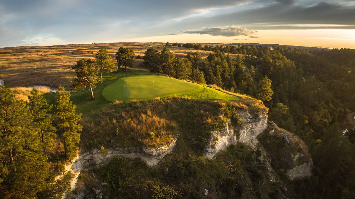 patrickjkoenig's tweet photo. Nebraska is one of the best states in America for golf. There will be many more great golf courses built here in the decades to come. CapRock Ranch is a mighty fine example. https://t.co/AYMVZqAWZy