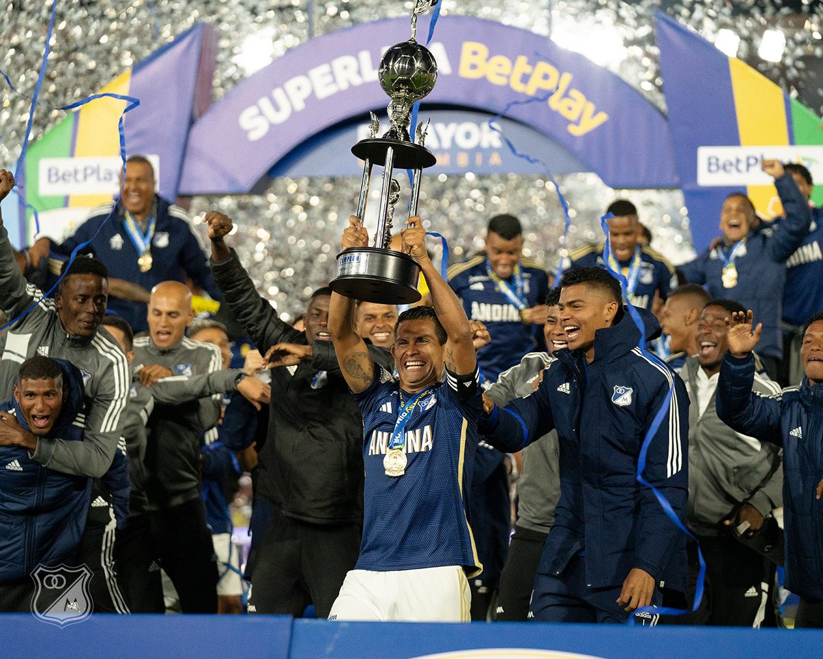 MillosFCoficial's tweet image. ¡EL SUPERCAMPEÓN DE COLOMBIA! 🤩⚽️💙🔥

#JuntosPorLaGrandeza
