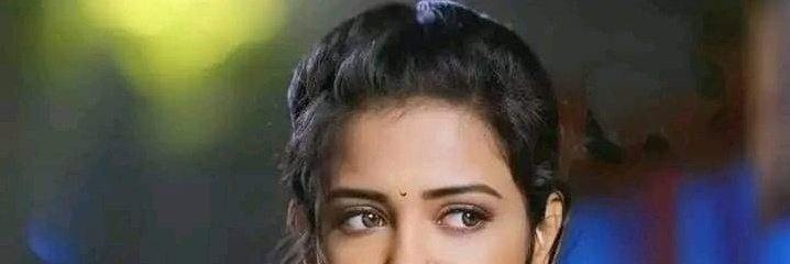 KanwalNasir11's tweet photo. Aa kabhi shaam k ilawah bhi..
Mil kbhi kaam k ilawah bhi..

~Koi mnzr ho dekhny k liye..
,
In dro'baam k ilaawah bhi.....;

~Daman e dasht men  boht kuch hy...
 ,  
Gard e ayaam k 
Ilawa bhi....

~Aik kirdaar hy kahani ka..
,
Aadmi naam k ilaawah bhi.~
@haseena_malik https://t.co/Kjn5cc7viX