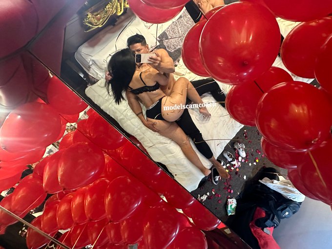 Que rico estuvo este cumplea&ntilde;os 🎈🎁🎂  Feliz Cumplea&ntilde;os mi amor 🥰💦🍆🎂  @AlexCornead0r   Full video #OnlyFans<a href="/tag/onlyfans"class="tags"><span>#onlyfans</span></a>