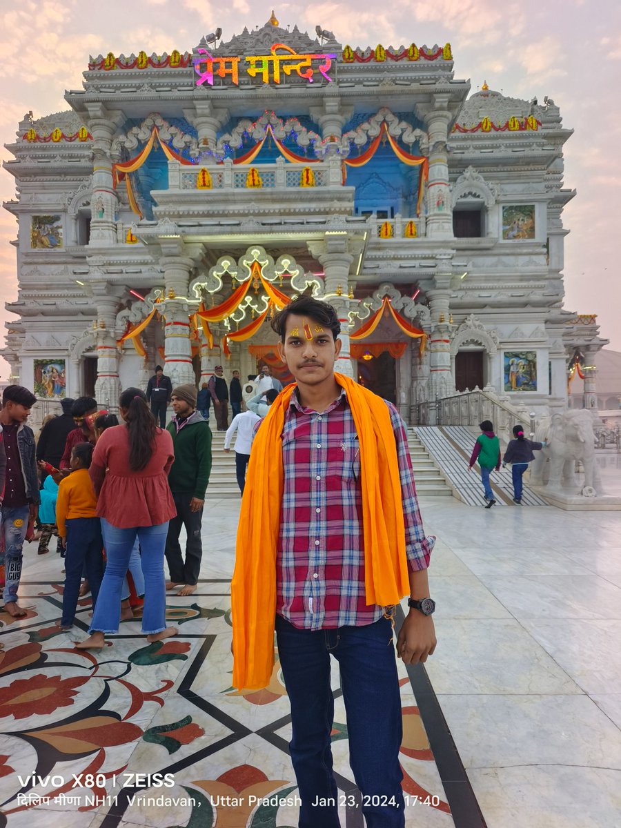 swm_dilip's tweet photo. #प्रेम #मंदिर #वृंदावन https://t.co/hI0F6T77Km