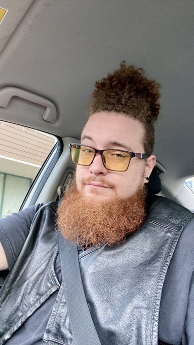 I park at the spot, lean over, look at you like this, and tell you to suck this dick&hellip; What you doing<a href="/tag/porn"class="tags"><span>#porn</span></a><a href="/tag/fetish"class="tags"><span>#fetish</span></a><a href="/tag/top"class="tags"><span>#top</span></a><a href="/tag/horny"class="tags"><span>#horny</span></a><a href="/tag/belly"class="tags"><span>#belly</span></a><a href="/tag/gay"class="tags"><span>#gay</span></a><a href="/tag/bear"class="tags"><span>#bear</span></a><a href="/tag/masculine"class="tags"><span>#masculine</span></a>