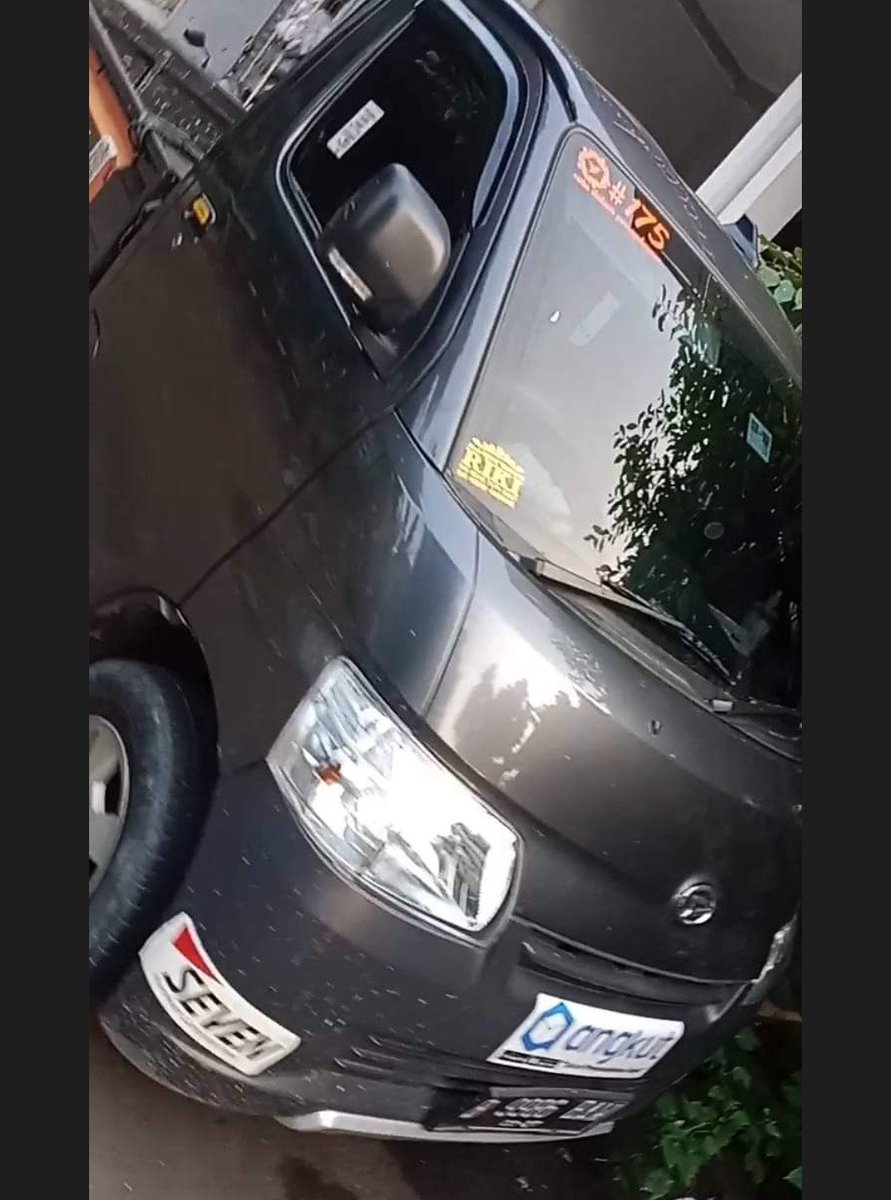 Bantu rekan yang kehilangan Mobil dan Motor yang di sewa oleh seseorang bernama Kasyanto (asal Tangerang). Mohon bantuannya, jika ada melihat keberadaan ranmor atau pelaku, boleh reply pesan ini. Terima kasih. <a href="/RadioElshinta/">Radio Elshinta</a>