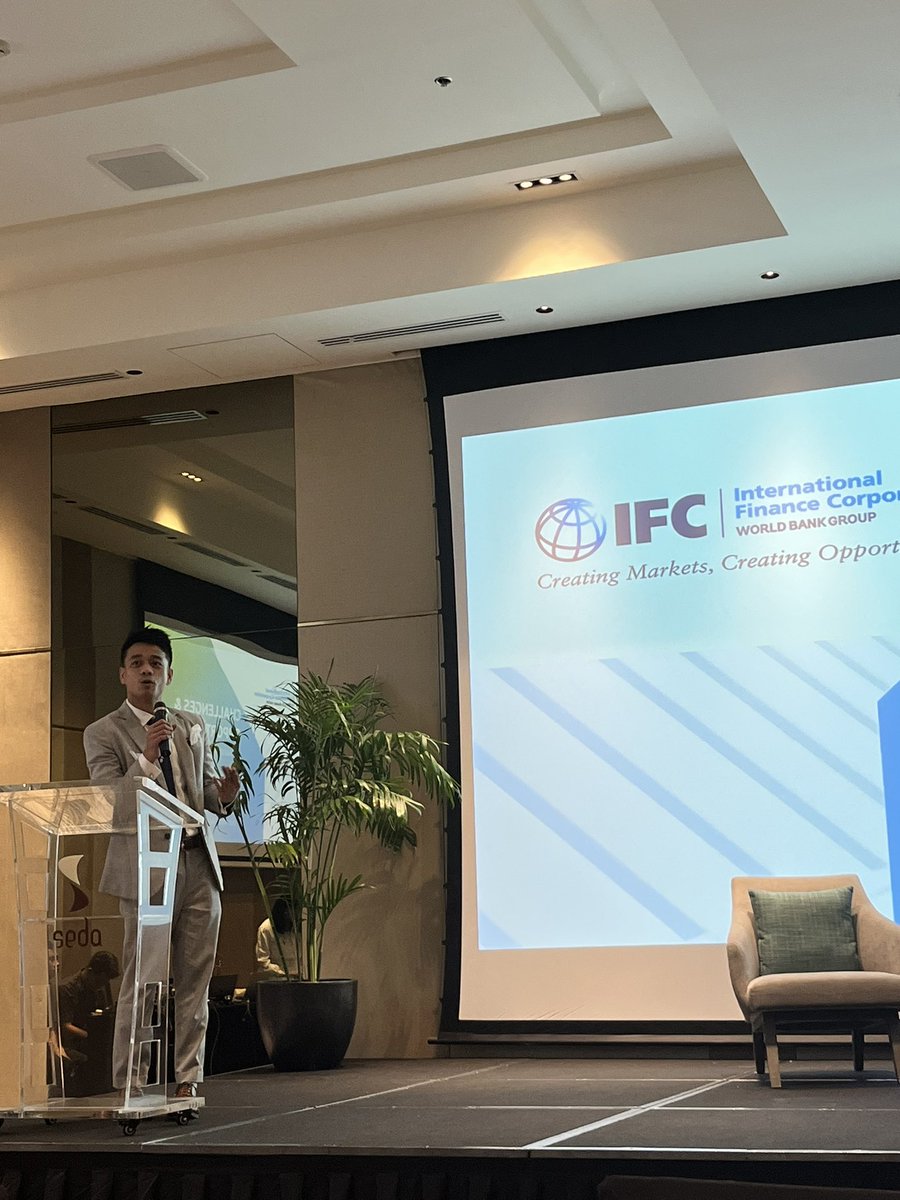 cathyrosegarcia's tweet image. IFC Country Head for climate business Angelo Tan talks about challenges in sustainable real estate at the BusinessWorld event today #BusinessworldInsights #ProjectKaLikhasan