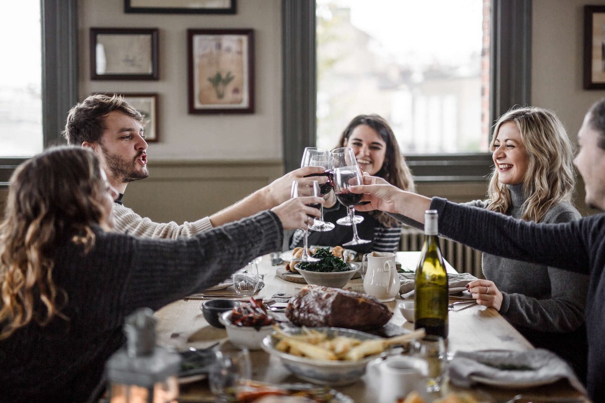 BullWestfield's tweet image. Make this Sunday memorable with a visit to The Bull! Our Roasts are a gastronomic delight, featuring the finest cuts of meat, roasted to perfection. Gather your friends and family for a day of great food and even better company. #SundayFunday #RoastPerfection #TheBullTradition