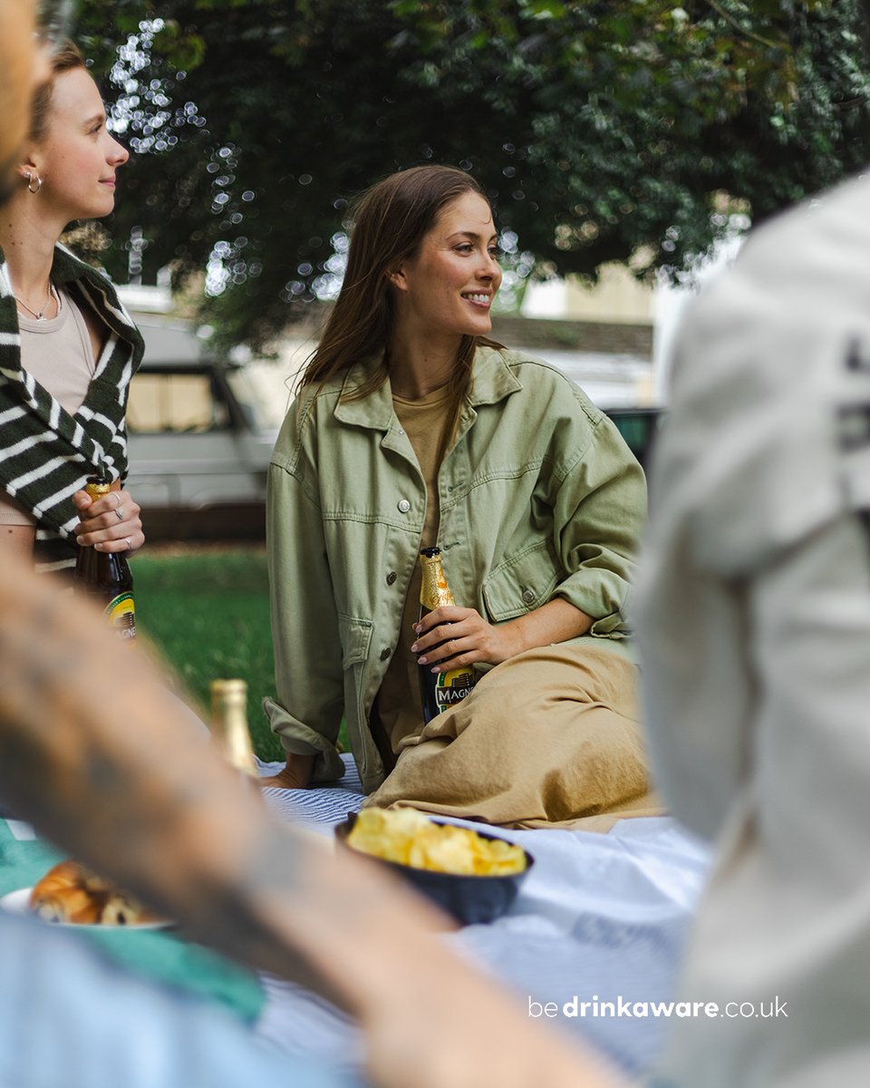 Who else can't wait for a sunny day in the park, hanging out with friends and enjoying a refreshing Magners? ☀️