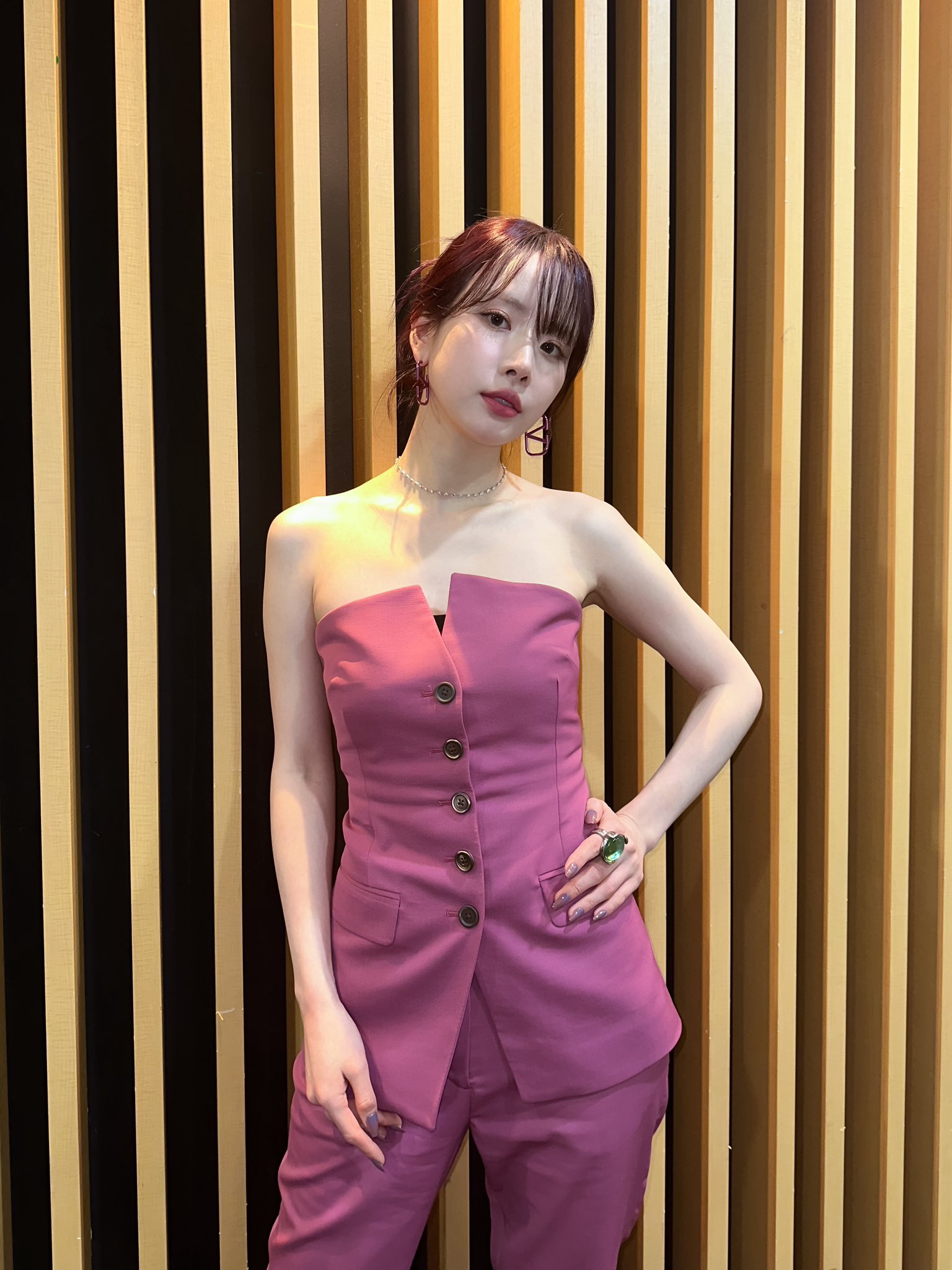 GEr23AqbkAAkh__?format=jpg&name=large