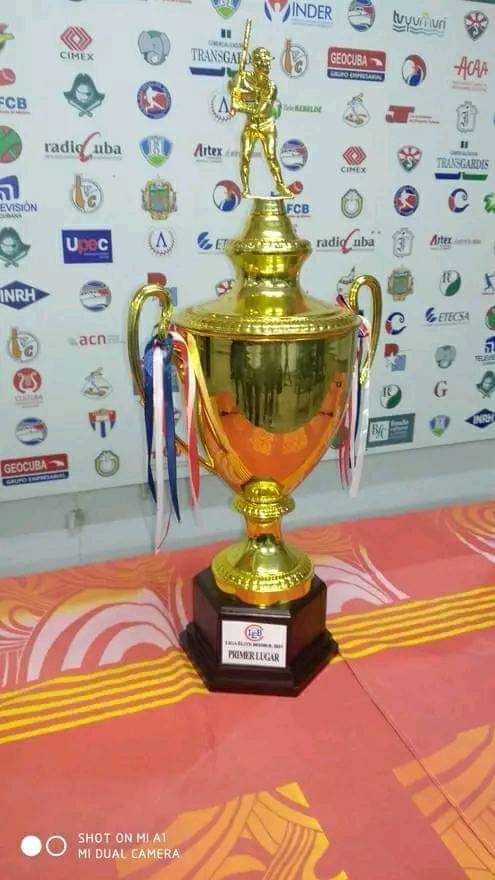⚾Felicidades cocodrilos!
#MatanzasCampeón 
Un reconocimiento para Artemisa!
⚾Un aplauso para los atletas de ambos equipos que fueron un ejemplo de compañerismo y cubanía! 
#MatancerosEnVictoria #Matanzas #GobMtz