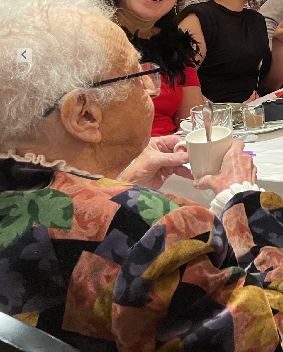 Bekijk mijn nieuwste artikel: &amp;#39;Oma Nelly effect&amp;#39; - Aandacht  wettig betaalmiddel? linkedin.com/pulse/oma-nell… via <a href="/LinkedIn/">LinkedIn</a>