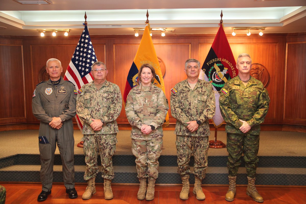 <a href="/MashiRafael/">Rafael Correa</a> A ver mmvg para que te rasques el ql0