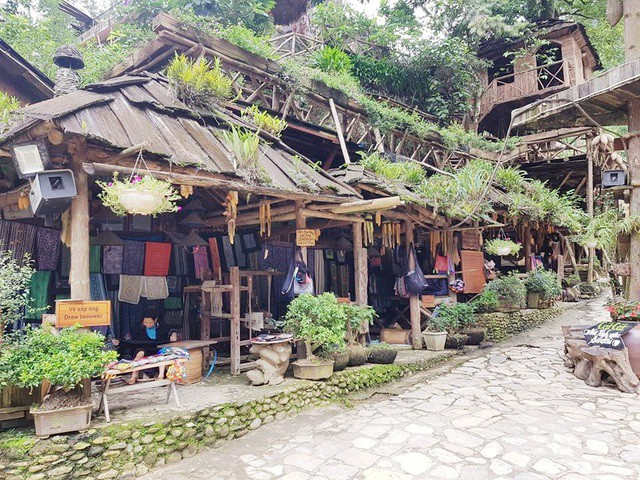 alijaengaged's tweet photo. Được ấm no đã là điều may mắn
Hãy giữ gìn đời bình lặng sóng yên
Có những điều để tạo hoá tự nhiên
Đừng gượng ép kẻo muộn phiền vây lấy https://t.co/abz1N8P99d