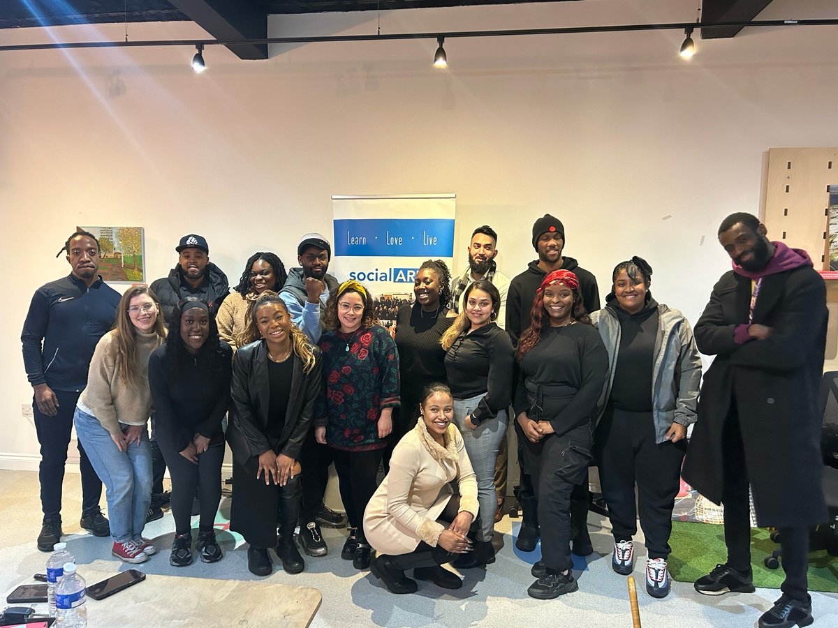 Step Up 2024 cohort! A brilliant session we had focused on designing community projects. The group supported & learned from each other while bonding as a cohort. We are excited to be working with such values-driven young entrepreneurs! Watch this space! #SocialArkFamily💙