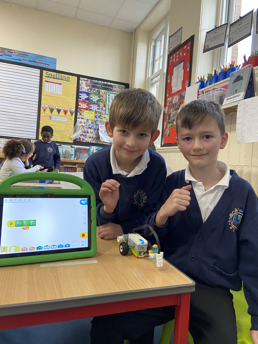 Lethbridge Primary tweet media