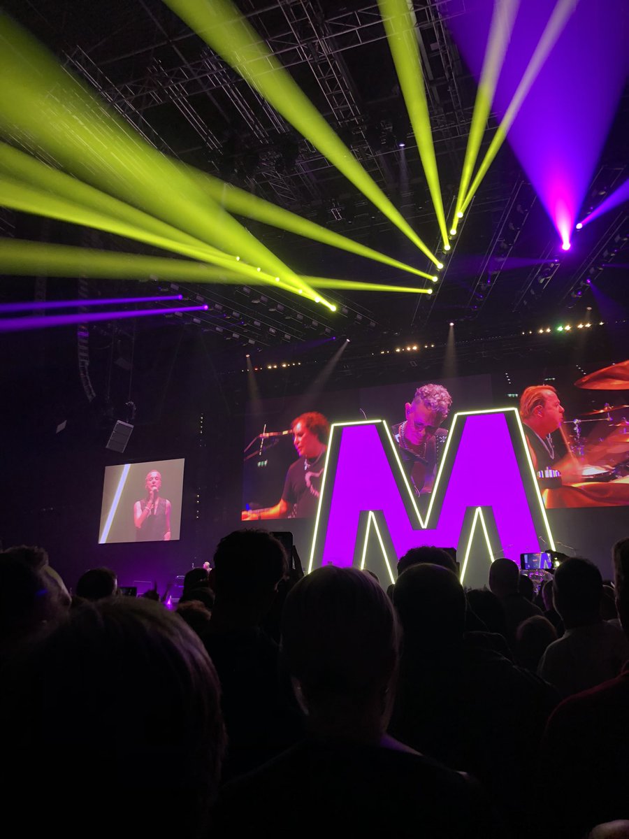 🎵just can’t get enough🎵 <a href="/depechemode/">Depeche Mode</a> live <a href="/UtilitaArenaBHM/">Utilita Arena Birmingham</a> #livemusic #DepecheMode #MementoMoriTour2024