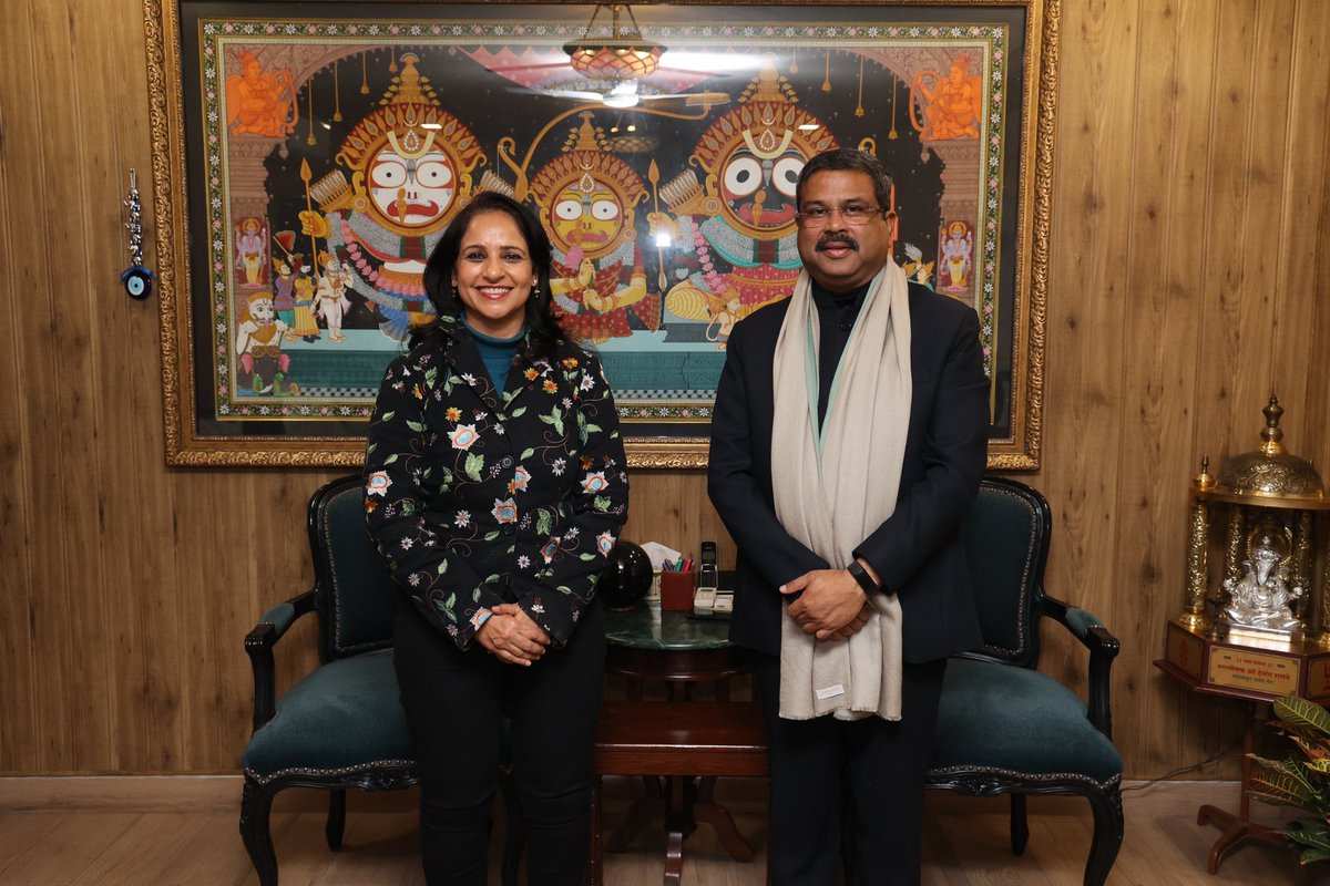 Pleased to meet Ms. Mansi Madan Tripathy, Country Chair, @Shell_India. 

Good conversations on collaborations to strengthen the learning, skill development and research landscape and preparing India’s youth for green jobs. India’s thrust on #GreenGrowth will create a robust…