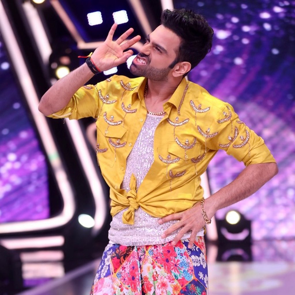 Sreeram_singer's tweet image. Guess this week’s performance ?
#src #sreeramachandra #jhalakdikhlajaa 
I’m excited, are you?