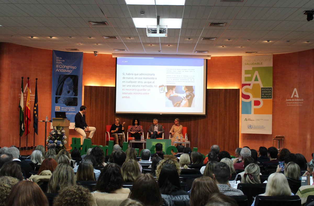 Mesa 2 #AndaluciaSeVacuna #IIICongresoAndavac 
Respuestas rápidas a dudas habituales sobre... vacunación en grupos de riesgo
<a href="/NiLoSalubrista/">Nicola Lorusso</a> <a href="/danielocana2/">Daniel Ocana Rodriguez</a> <a href="/Andavac_/">Andavac</a>