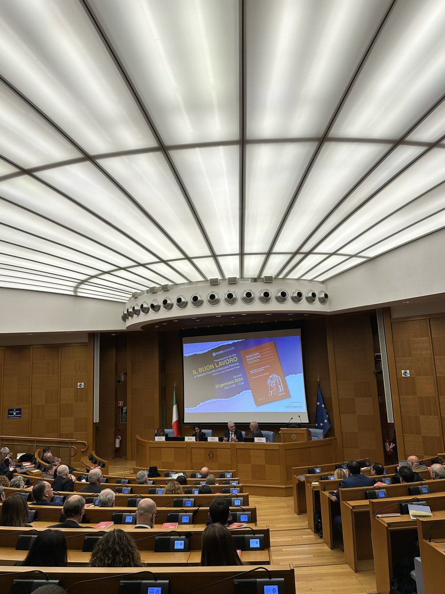 Si conclude qui la presentazione del libro “Il buon lavoro. Benessere e cura delle persone nelle imprese italiane”, scritto dal Presidente #Cuzzilla e la giornalista Manuela #Perrone. Grazie per averci seguito e un buon lavoro a tutti!