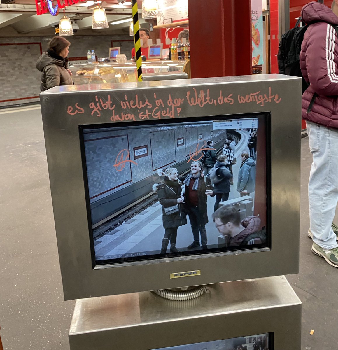 Smile! You’re on camera! 👀 X @Stereoblonde #berlin #ubahn #alexanderplatz