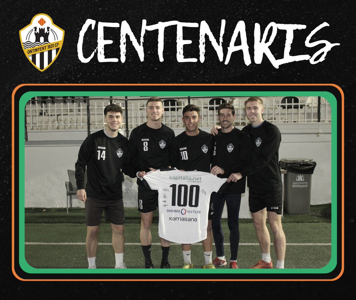 1️⃣0️⃣0️⃣ Ells són els centenaris de l'Ontinyent 1931 CF. Els 5 primers jugadors en complir 100 partits oficials amb el nostre club. Quin orgull!
©️ <a href="/AlbertoOsoro/">Alberto Osoro</a> (123)
💡<a href="/iamlluisfelipe/">Lluis Felipe</a> (122)
⚡️ <a href="/jorgee_garcia14/">Jorge Garcia</a> (113)
💪 <a href="/diego_aielo/">Diego Cambra</a> (110)
⤴️ <a href="/quilis16/">Rafa Quilis</a> (100)
 #ontinyent1931cf