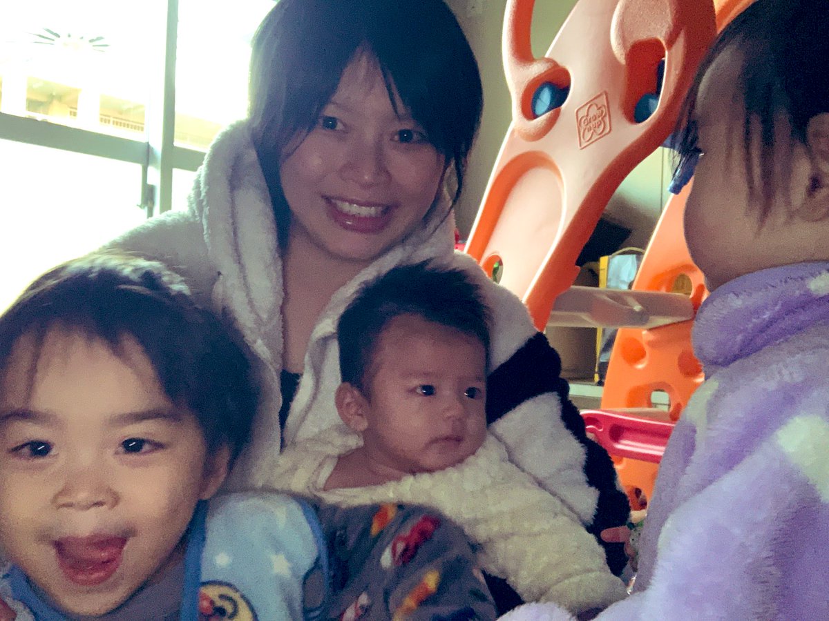 Risa0753's tweet photo. ねぇ、笑琉よ、、、笑😂
あんたホントまだ二ヶ月なん？爆笑🤣

お顔二ヶ月じゃない
お顔なんだが🤷‍♀️爆笑😂、、、

笑陽は変顔しかせんし
笑來は、、、爆笑🤣🤣🤣

あーシアワセ🫶✨ https://t.co/Ut4xwSHdik