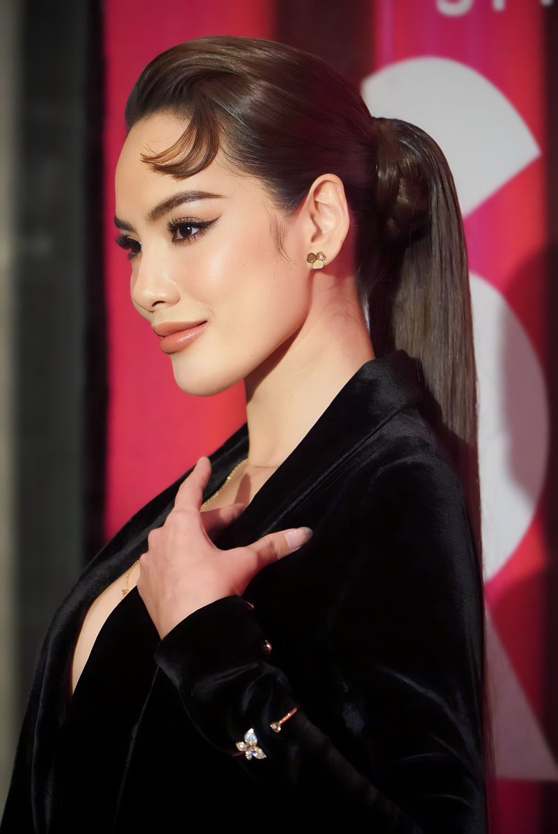 lehoangphuong_'s tweet photo. Tại SR Fashion Awards 2024 🩷

#LeHoangPhuong #MGVN #MGI
#MissGrandVietnam #MissGrandInternational 
#WeAreGRANDThe1AndOnly 
#SenVang #SenVangEntertainment https://t.co/iZjg45QSaJ