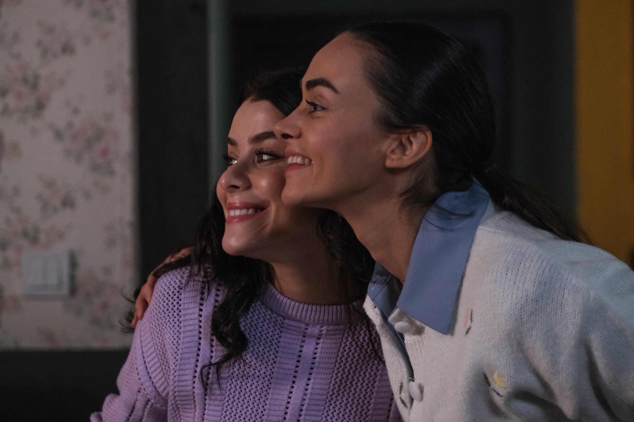 GErBg3tW8AANOFM?format=jpg&name=large