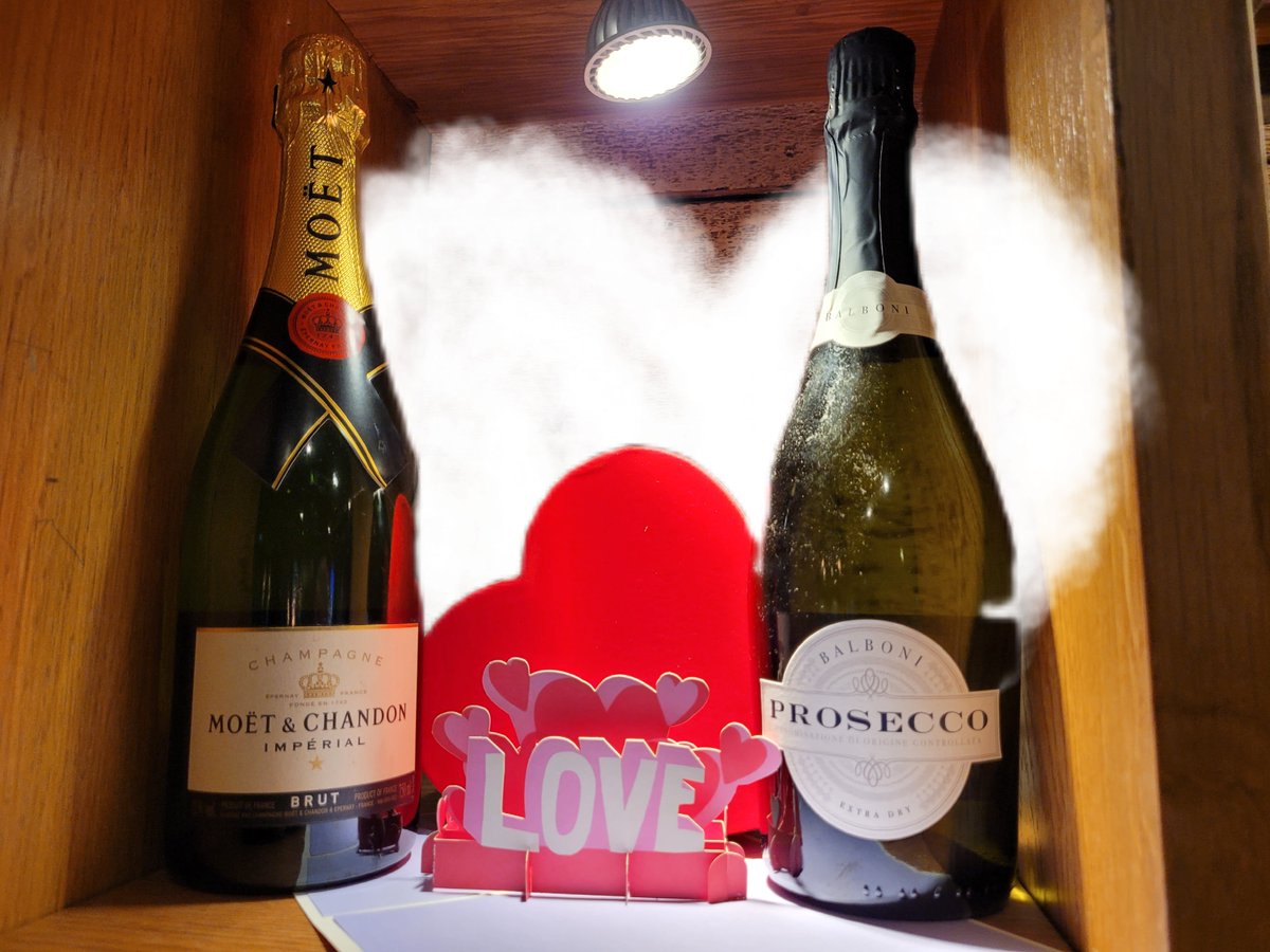 HarvesterMpark's tweet photo. Love is in the air .... 🥰🥰🥰🥰

Have you booked your table yet?👀

#ValentinesDay #harvestermeridian https://t.co/HKbamz8j7L