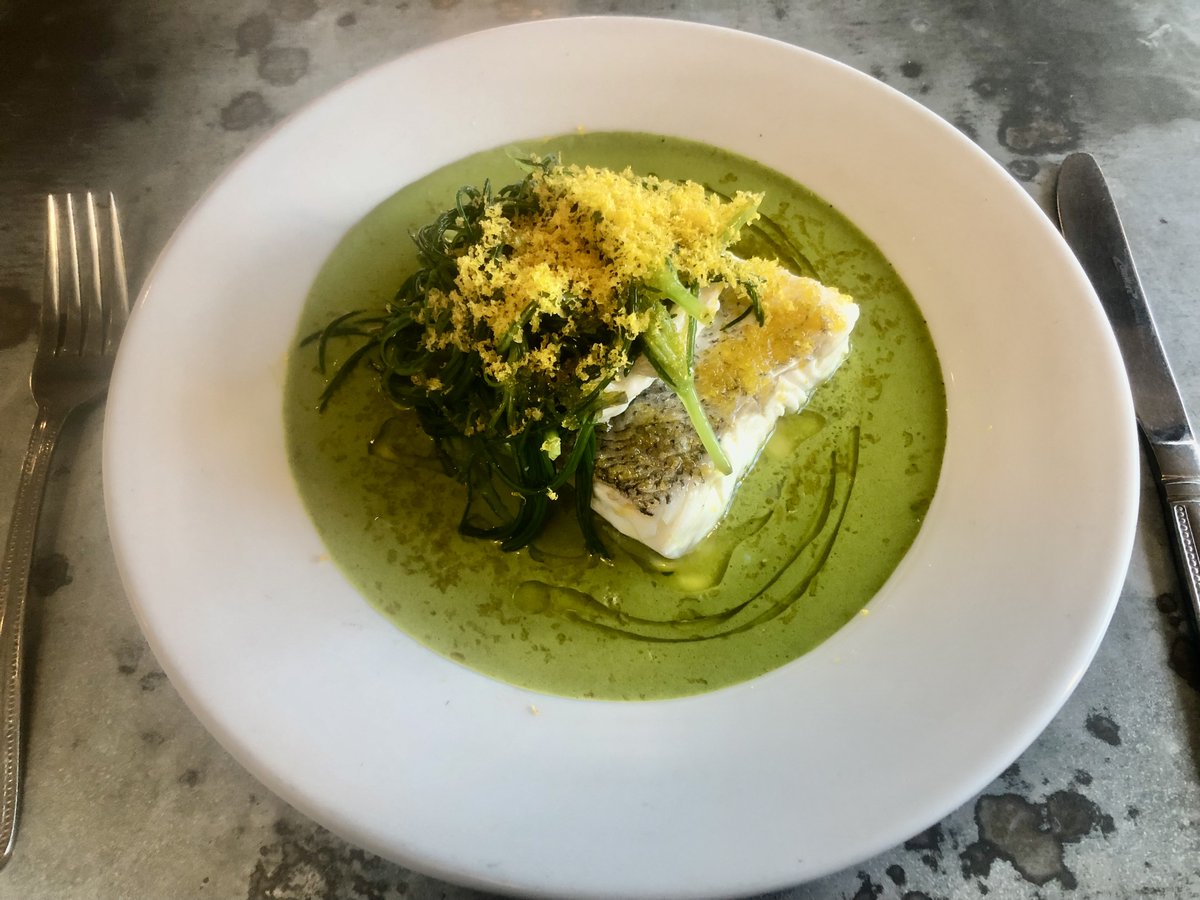 Hake with parsley and watercress sauce to keep the winter blues at bay  

 Jolene  #NewingtonGreen #London 

guide.michelin.com/gb/en/greater-…