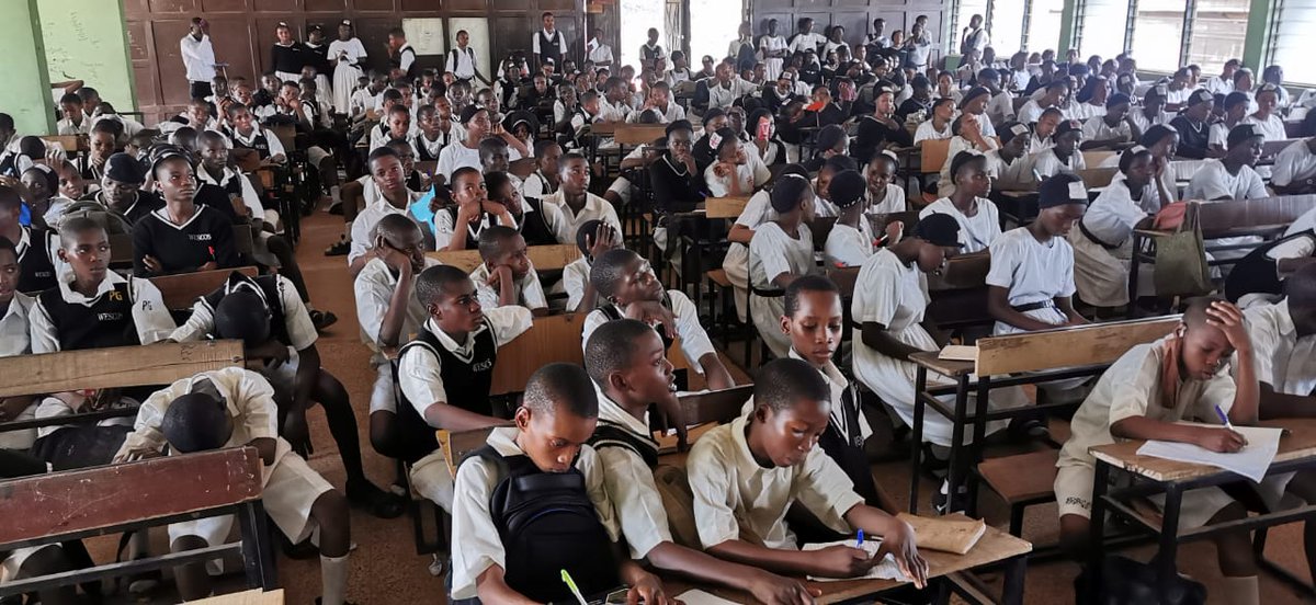 WLLIbadan's tweet photo. Yesterday, we collaborated with @ncfnigeria to celebrate the International Day of Education at Wesley School of Science, Elekuro, Ibadan. Our project officer, an educator and Teach For Nigeria fellow, admonished the children to take their education seriously. https://t.co/yCpRSchJ7U