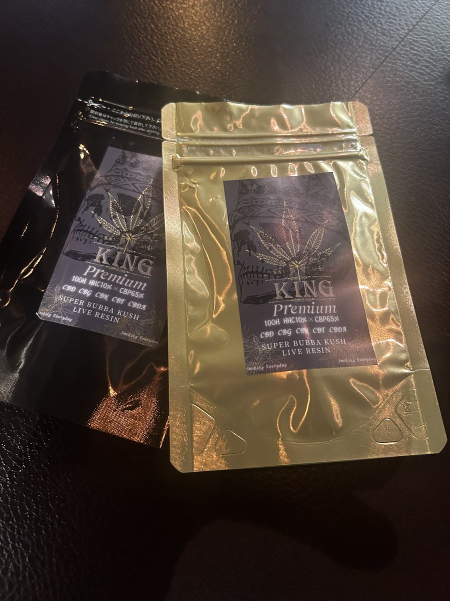 大人気商品
"KING"
入荷しました✨
少数のためお早めのご来店
お待ちしております🙇‍♂️

#CBD
#cbdhills
#CBP