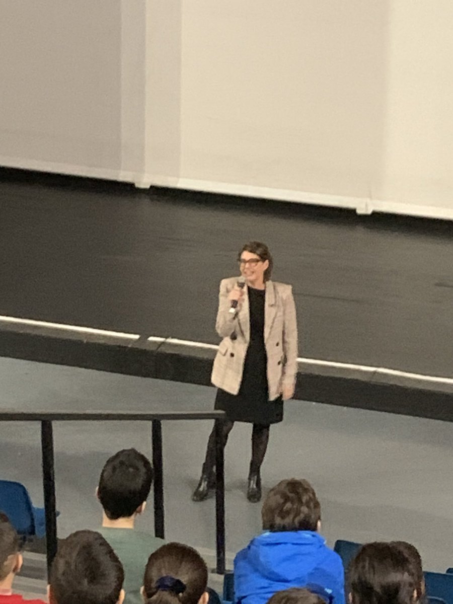 Saurel Sandrine- IEN Nice 2 (@sandrinesaurel) on Twitter photo Première représentation École et Cinéma au <a href="/TLinoVentura/">Théâtre Lino Ventura</a> avec <a href="/heliotrope_asso/">Héliotrope / Un Festival C'est Trop Court!</a>
1100 élèves (cycle 1 au cycle 3) de l’Ariane en #REP+ qui profitent de 3 séances de cinéma. Merci aux partenaires et à la <a href="/VilledeNice/">Ville de Nice</a> pour son soutien
<a href="/LaurentLeMerci4/">Laurent Le Mercier</a> <a href="/NatachaChicot/">Natacha Chicot</a> <a href="/BeatriceAudino/">CPD Arts Visuels - mission EAC 06</a> Première représentation École et Cinéma au <a href="/TLinoVentura/">Théâtre Lino Ventura</a> avec <a href="/heliotrope_asso/">Héliotrope / Un Festival C'est Trop Court!</a>
1100 élèves (cycle 1 au cycle 3) de l’Ariane en #REP+ qui profitent de 3 séances de cinéma. Merci aux partenaires et à la <a href="/VilledeNice/">Ville de Nice</a> pour son soutien
<a href="/LaurentLeMerci4/">Laurent Le Mercier</a> <a href="/NatachaChicot/">Natacha Chicot</a> <a href="/BeatriceAudino/">CPD Arts Visuels - mission EAC 06</a>