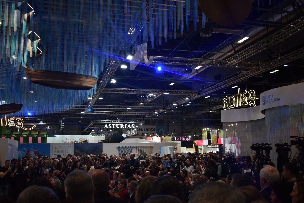 CEFAPIT's tweet photo. Galicia arrasa en Fitur https://t.co/dOPzKbfGZI vía @tur43 https://t.co/WVFB3WG1F2