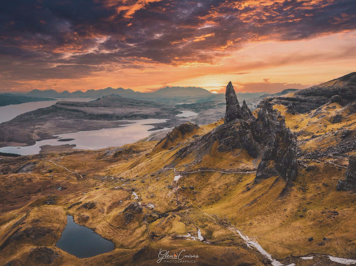 🏴󠁧󠁢󠁳󠁣󠁴󠁿 'Dare to be honest and fear no labor.' 

Slàinte Mhath 🥃. 

#BurnsNight #AberdeenDronePilot #AberdeenVideographer #AberdeenDronePhotographer