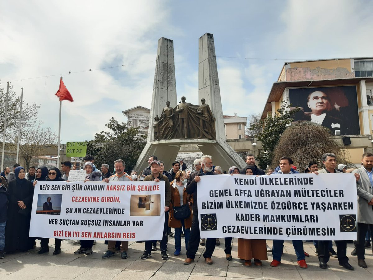 100Yılda MahkumuAffet

adil yargılanma hak ihlali %77 ken neden halen devletimiz GenelAf  vererek gönülleri almaya çalışmıyor
🇹🇷✅🇹🇷✅🇹🇷✅🇹🇷✅🇹🇷✅🇹🇷