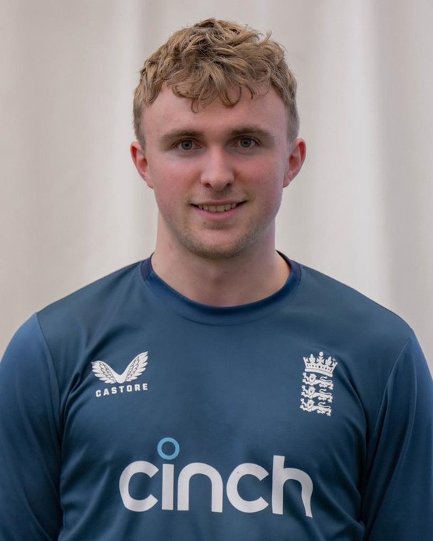 Sutton takes on India with England PD team 
We wish you well Ben!
#Pitchero
pitchero.com/clubs/barnards…