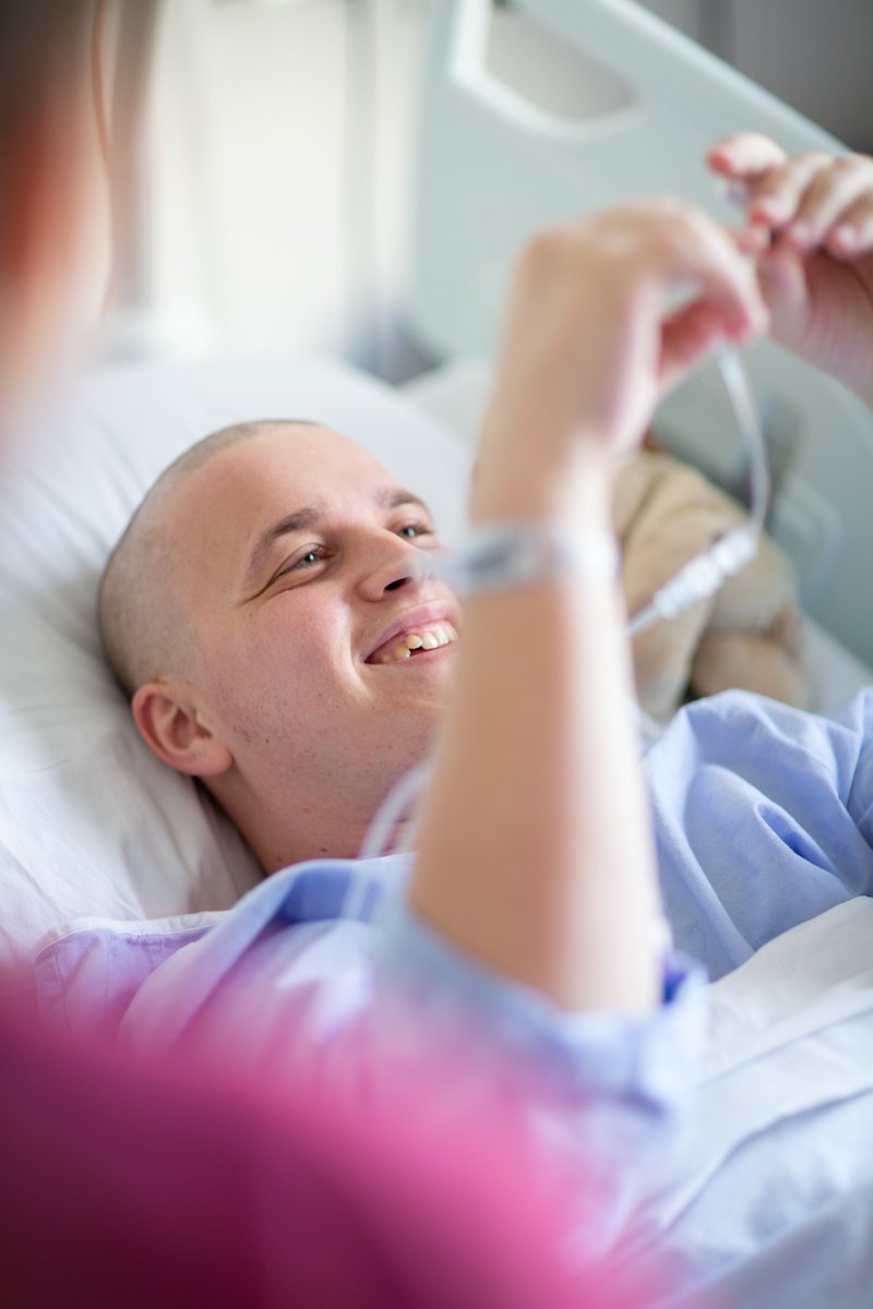 Financée en partie par les #donateurs de la Fondation, la mai­son des #Soins de Sup­port de l’Institut Line Renaud propose à chaque patient un parcours de « soins complémentaires » parallèlement aux traitements suivis au sein de l’ <a href="/HopitalFoch/">Hôpital Foch</a>. 
👉…onsoinssupport.institutlinerenaud.com
#santé